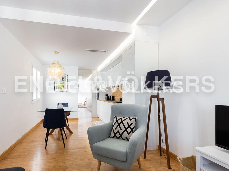 Foto 23ff5a55-f848-49d4-ba0e-4bca86a3e300. Lloguer apartament amb calefacció a Russafa Valencia