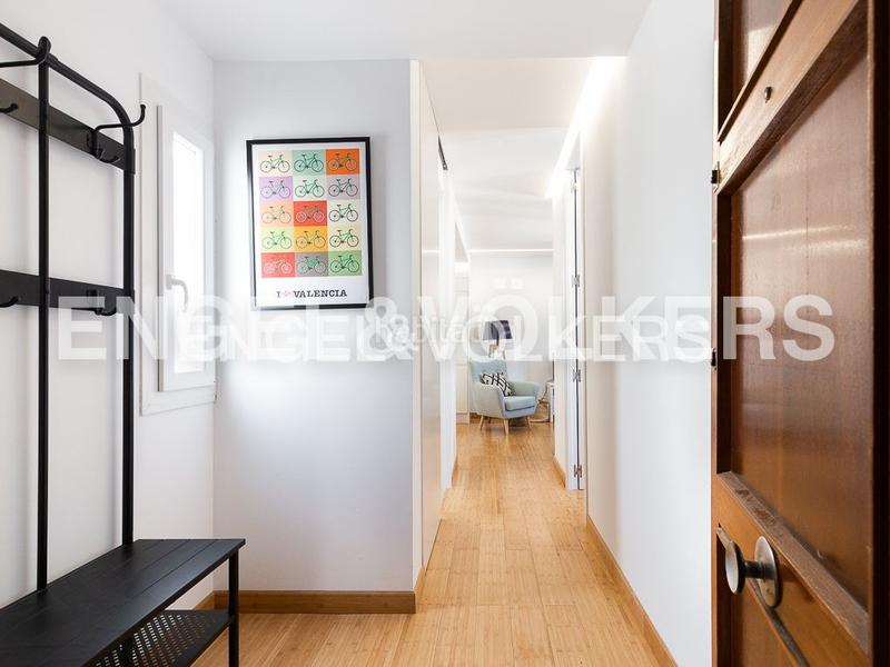 Foto df686e69-cc0d-46a2-ba60-889fce516338. Rent apartment with heating in Russafa Valencia