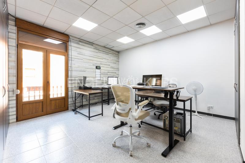 Foto 9eadd2e8-0a60-4475-9328-a518ab637eb3. Casa edificio en el centro histórico gran potencial de inversión en Dénia