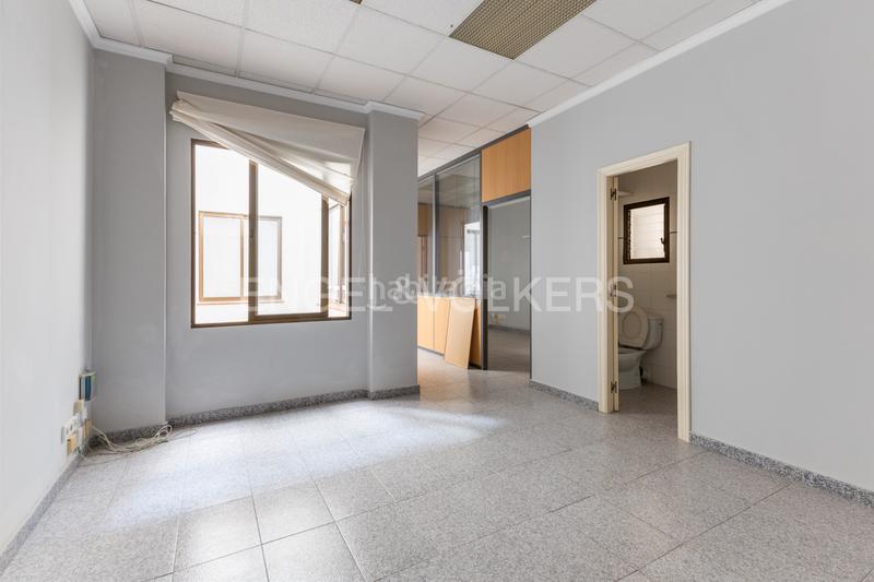 Foto eb604225-b89e-46ec-84f7-04a6239454e9. Casa edificio en el centro histórico gran potencial de inversión en Dénia