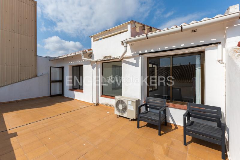 Foto fdcdab40-b08d-4888-8c8a-25e4b99f4491. Casa edificio en el centro histórico gran potencial de inversión en Dénia