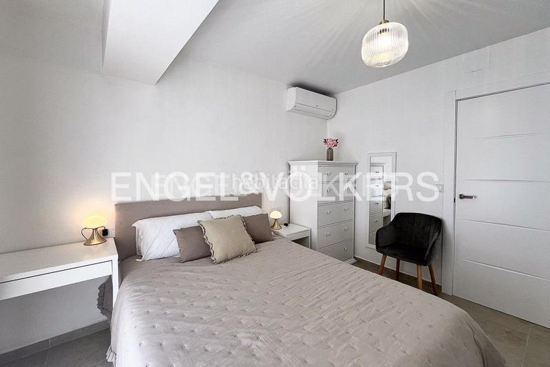 Foto 1f321e82-4861-4919-a503-665f68bf7e83. Rent apartment with heating in Aiora Valencia