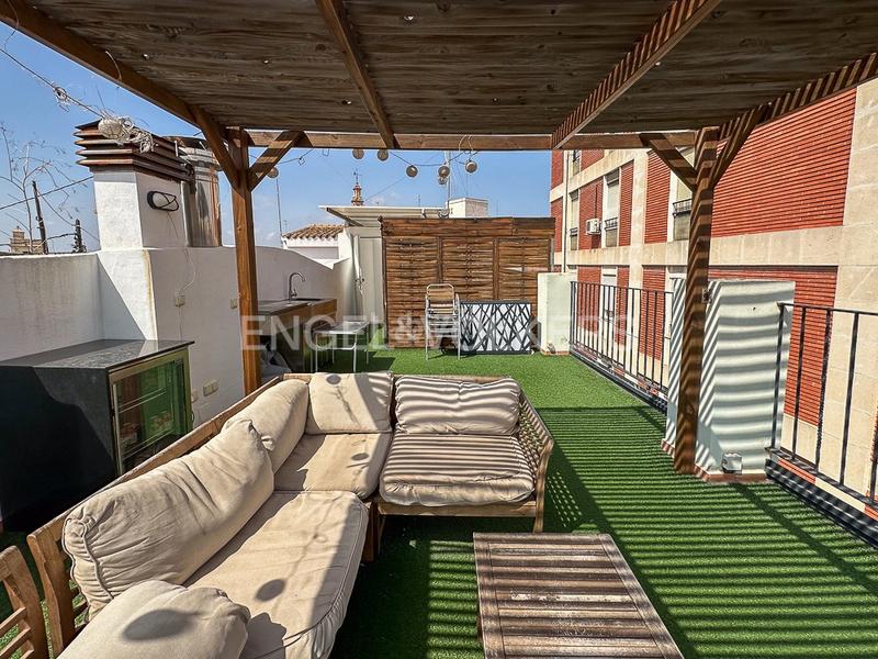 Foto d0da5abb-321d-42ca-a7f6-b7c118fdbf61. Location attique avec chauffage dans El Mercat Valencia