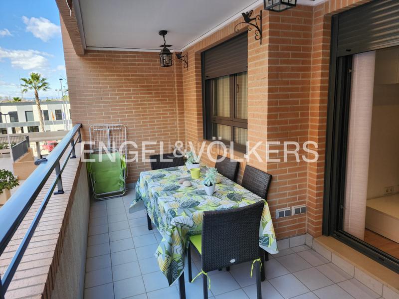 Foto 5b47fcb2-1eb6-43a6-8974-3c01b17a318f. Rent apartment with heating parking pool in La Patacona Alboraya