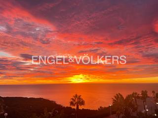 Lloguer Apartament a La Renegà-Torre Bellver-Les Platgetes. Alquiler de piso de 3 habitaciones con terraza y piscina comunit