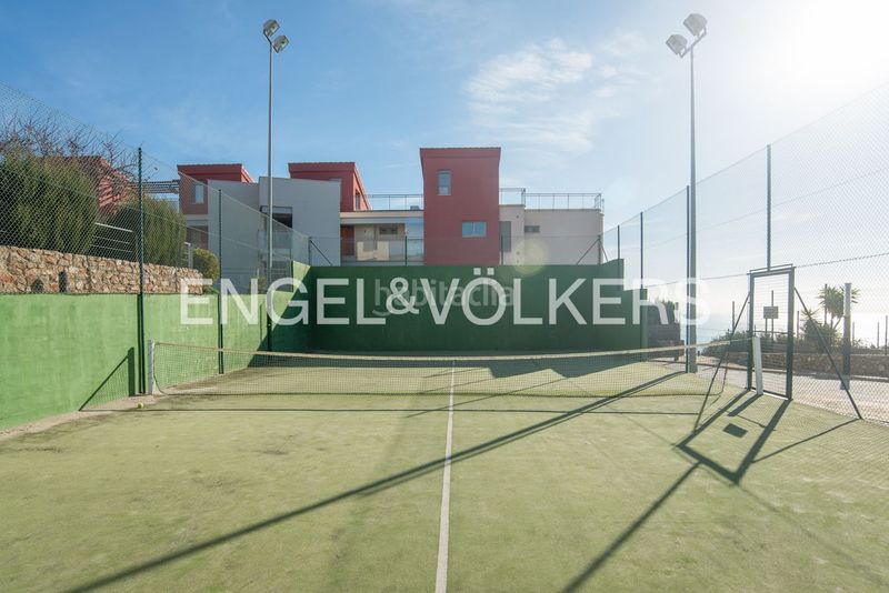 Foto 13c6213a-8af9-4573-a257-36225fc0f6be. Alquiler apartamento alquiler de piso de 3 habitaciones con terraza y piscina comunitaria en Oropesa del Mar