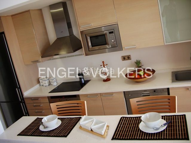 Foto 1874965e-eca5-4875-86d1-8108eb9a28bf. Alquiler apartamento alquiler de piso de 3 habitaciones con terraza y piscina comunitaria en Oropesa del Mar
