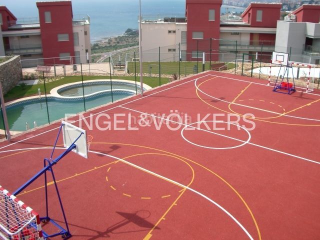 Foto 7a3be5f0-8fed-4900-a551-2770108e5c81. Alquiler apartamento alquiler de piso de 3 habitaciones con terraza y piscina comunitaria en Oropesa del Mar