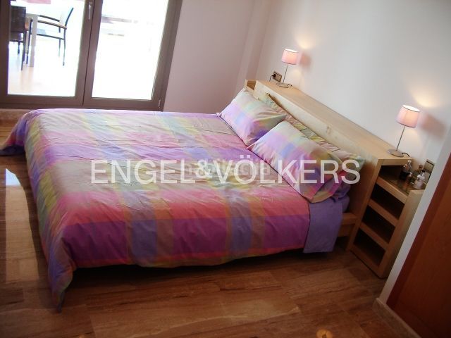 Foto b6336637-6ca5-4125-977a-701559029321. Alquiler apartamento alquiler de piso de 3 habitaciones con terraza y piscina comunitaria en Oropesa del Mar