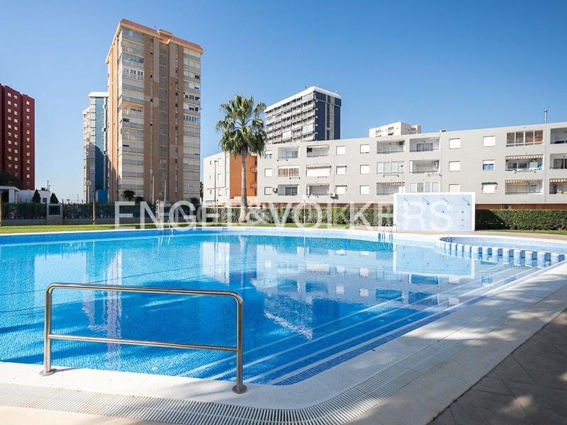 Foto 547a55af-3275-4727-935b-c6fc169471ec. Location appartement avec chauffage parking piscine dans Pobla de Farnals (la)