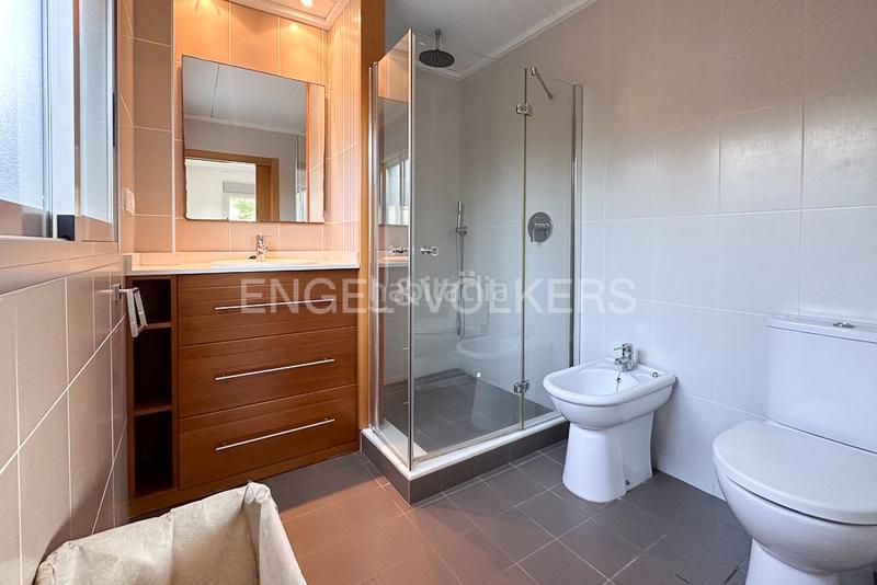 Foto a7a4720e-9541-41f0-b2e3-2ae49a307289. Lloguer casa amb calefacció aparcament a Miramar