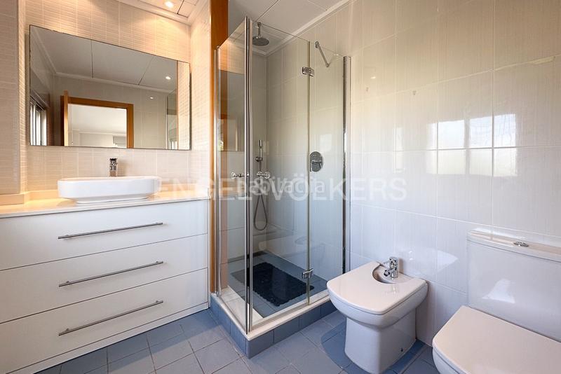 Foto 6973e936-552d-4c20-bf3c-39159797ebdd. Miete haus mit heizung parking in Miramar