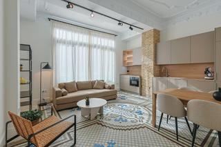 Location Appartement  C/ del convent de sta. clara. Piso de lujo reformado a estrenar junto a la plaza del ayuntamie