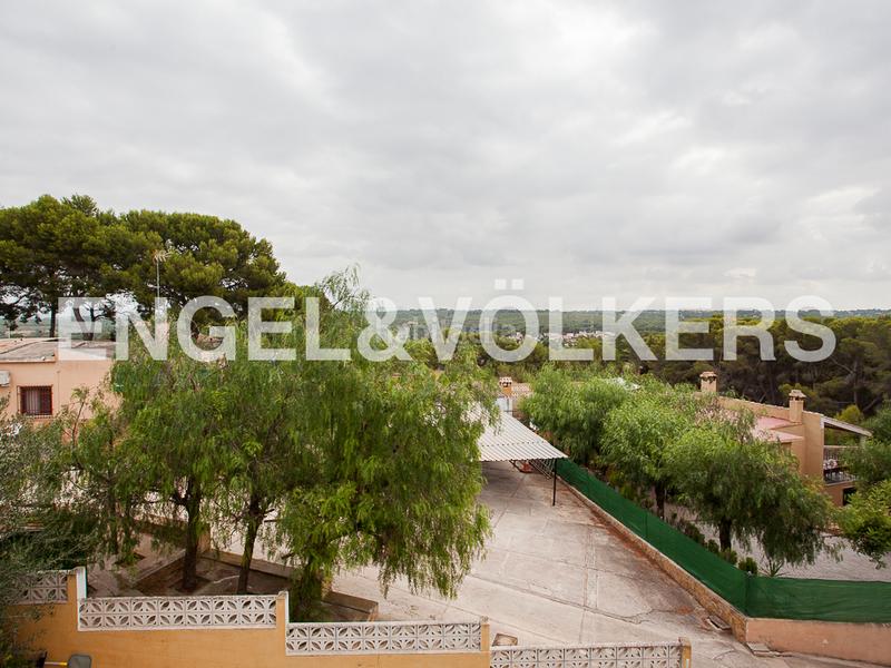 Foto 981cbb2d-96bb-48ee-aa1f-5494c3456d80. Affitto casa con riscaldamento piscina in Centro Ciudad Manises