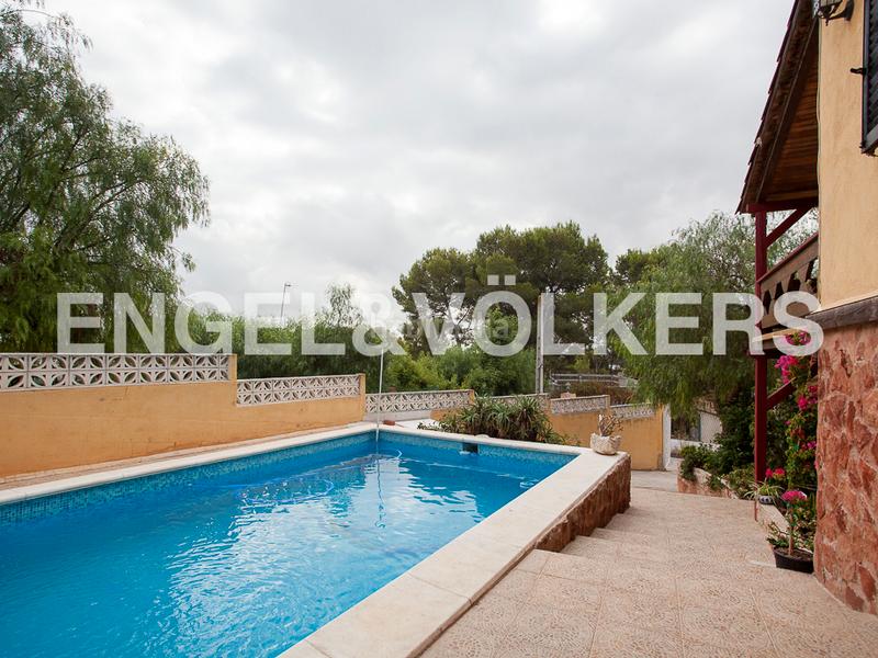 Foto b3414bad-9c8a-41fa-ab58-80ea8e64f5ff. Affitto casa con riscaldamento piscina in Centro Ciudad Manises