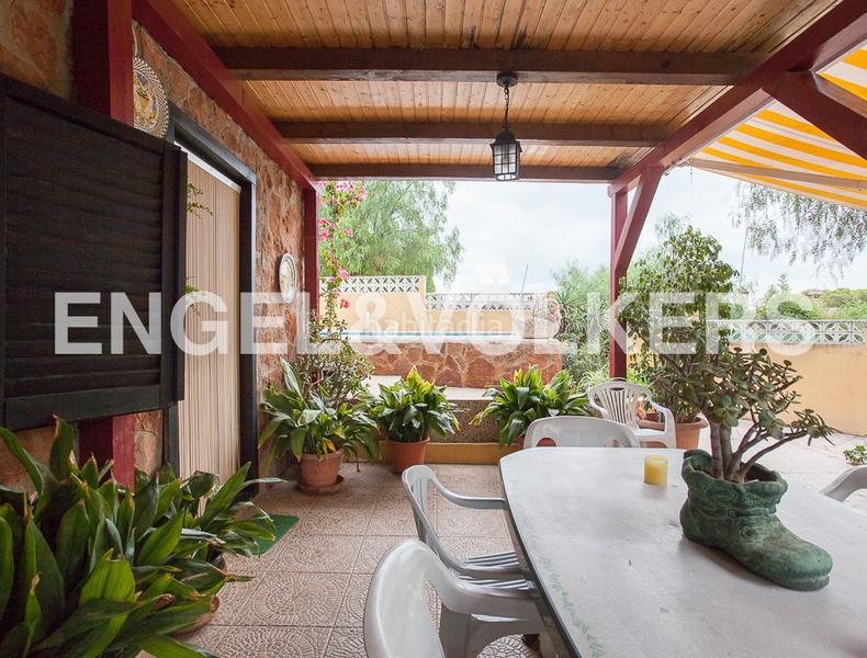 Foto 11db2b12-a768-422d-b143-8eab063e0327. Rent house with heating pool in Centro Ciudad Manises