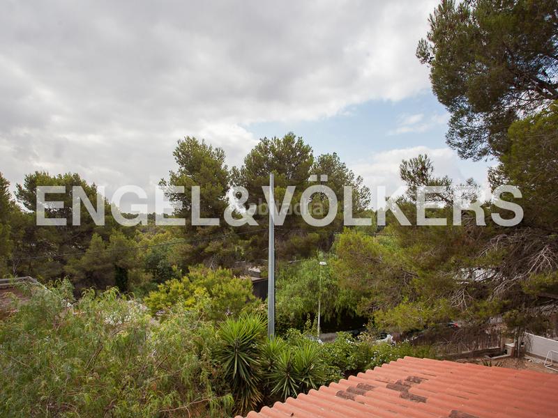 Foto 6d3b1bc3-002b-4a1f-9c92-1690b450ede3. Rent house with heating pool in Centro Ciudad Manises