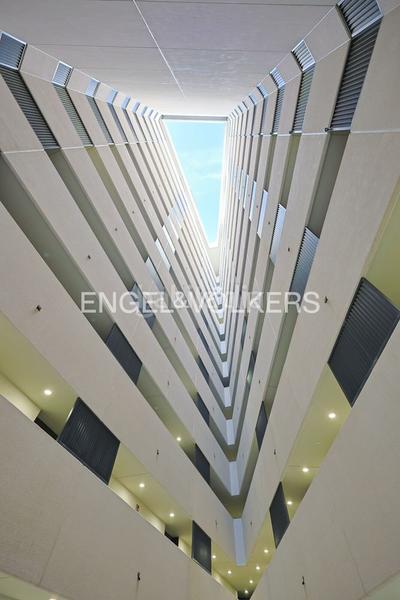 Foto 0f07fdeb-13be-4a5a-8112-a18eb7a6c1a8. Alquiler apartamento ático dúplex de obra nueva con dos terrazas en patraix en Valencia