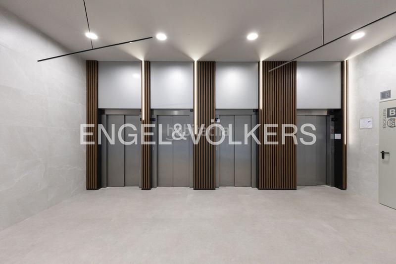 Foto ae23ef7f-8f5c-4c21-bbe0-23f0513f1b46. Alquiler apartamento ático dúplex de obra nueva con dos terrazas en patraix en Valencia