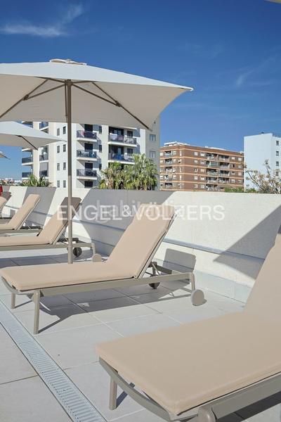 Foto d4ba2d41-9c4a-45d7-af8c-3f0f1e63811f. Alquiler apartamento ático dúplex de obra nueva con dos terrazas en patraix en Valencia