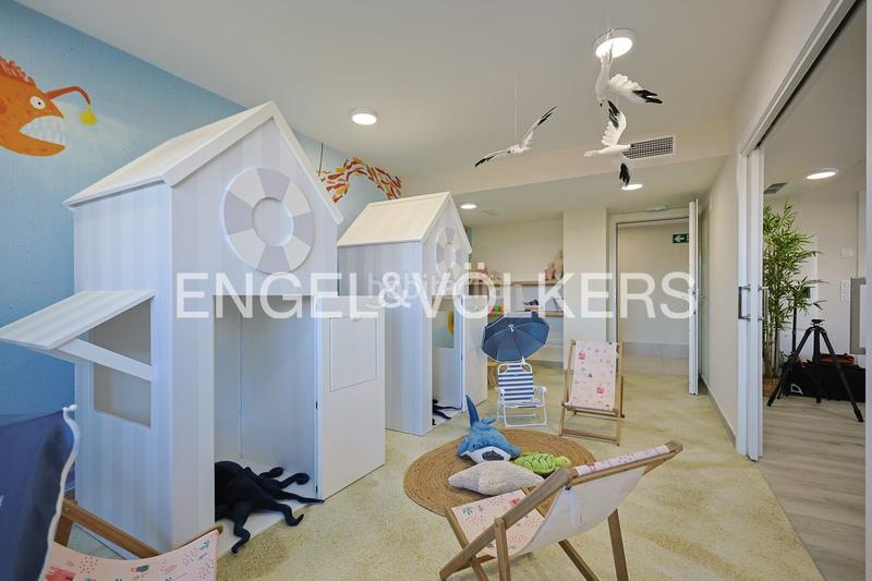 Foto f75e1cbf-fc0a-45f8-b4c8-95ab7be9d0b2. Alquiler apartamento ático dúplex de obra nueva con dos terrazas en patraix en Valencia