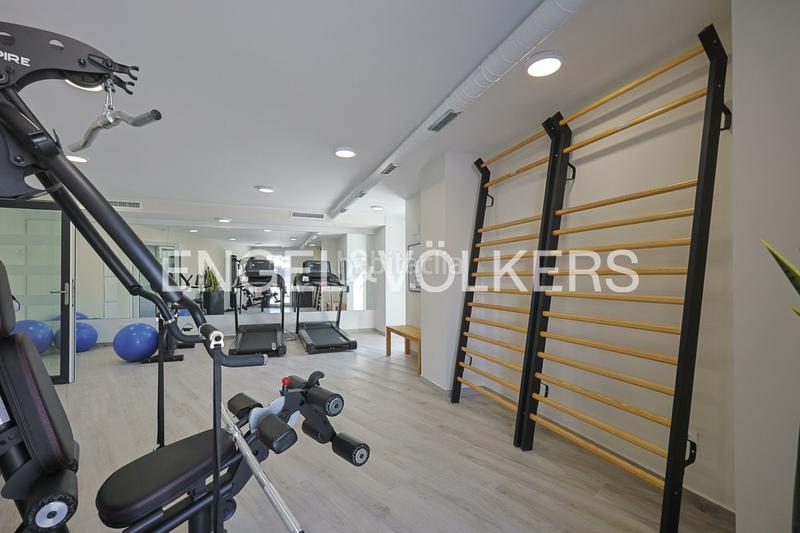 Foto 570329ad-06a6-4cc2-9cfd-462d3bdc4243. Location appartement avec chauffage parking piscine dans Valencia