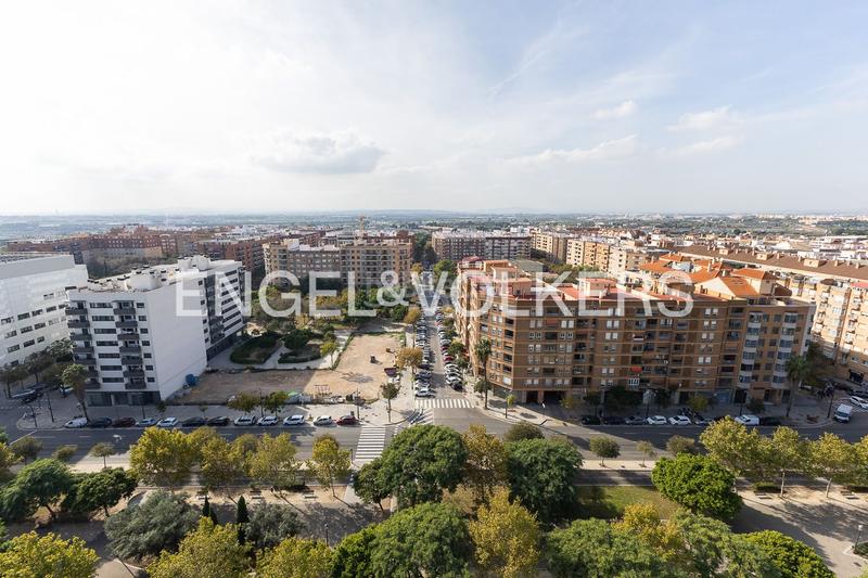 Foto ad5a95c3-d95a-4b30-b450-cd0b76a3b4cd. Location appartement avec chauffage parking piscine dans Valencia