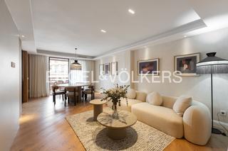 Apartamento  Ventura feliu. Vivienda con reforma a estrenar y terraza