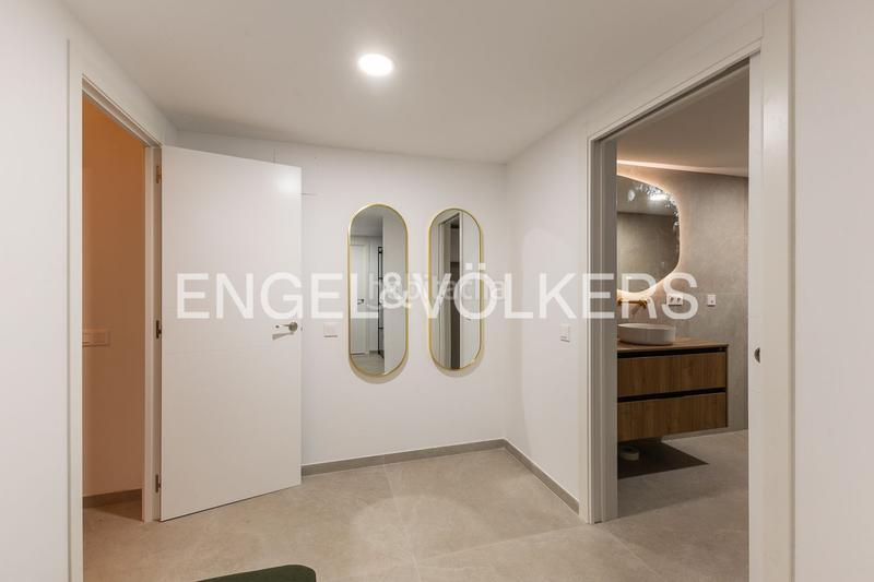 Foto 3237e16a-8e25-4046-a11e-7af6fd98994d. Apartment with heating in Barrio de Patraix Valencia