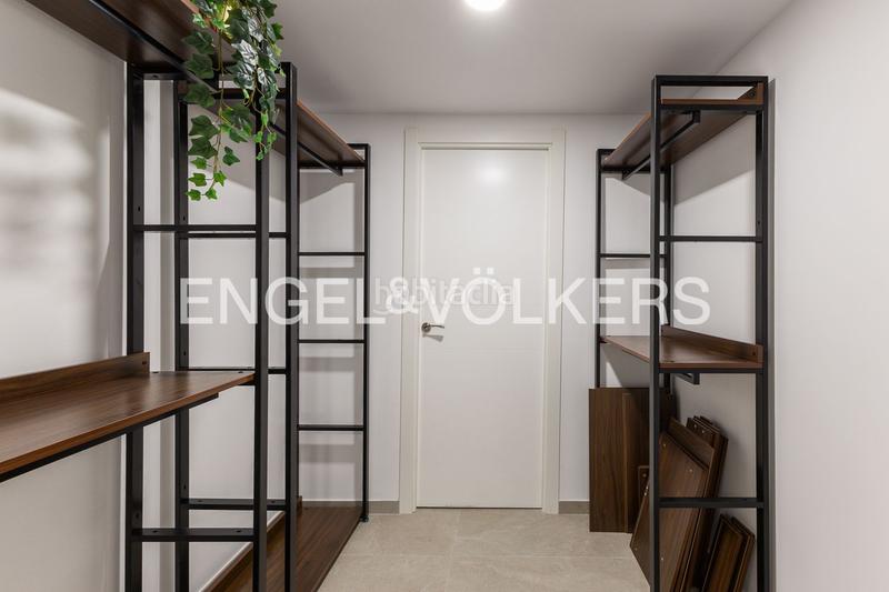 Foto 702b1754-916b-4b28-8f64-22232082f110. Apartment with heating in Barrio de Patraix Valencia