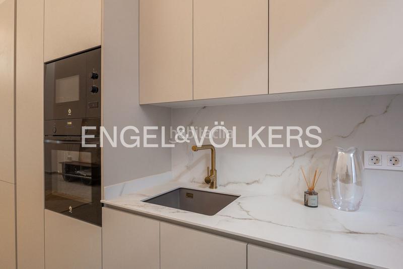 Foto e116ea24-e4e2-4a6d-9a14-fe65877fd538. Apartment with heating in Barrio de Patraix Valencia