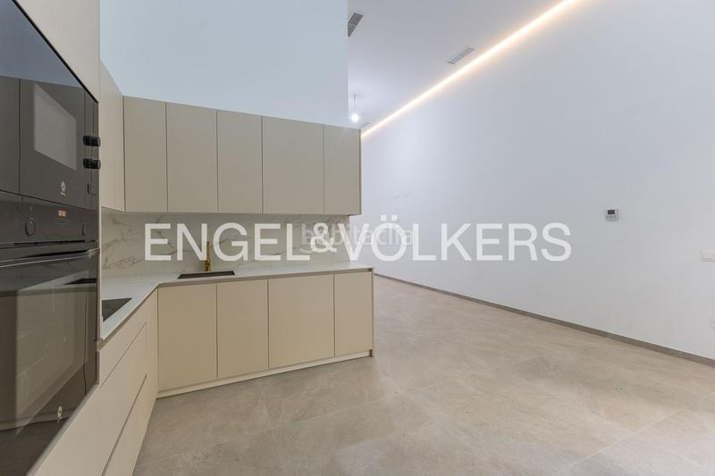 Foto 712ef149-6761-4627-b60e-769612ee1c47. Apartament amb calefacció a Barrio de Patraix Valencia