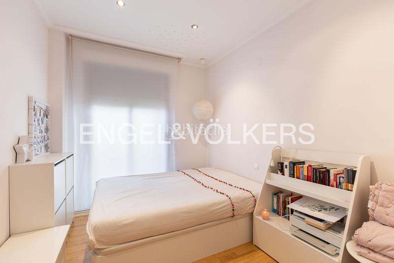 Foto c082555d-7f54-433c-a7b2-9973c25e97c5. Alquiler apartamento exquisito piso con terraza y vistas en cortes nas en Valencia