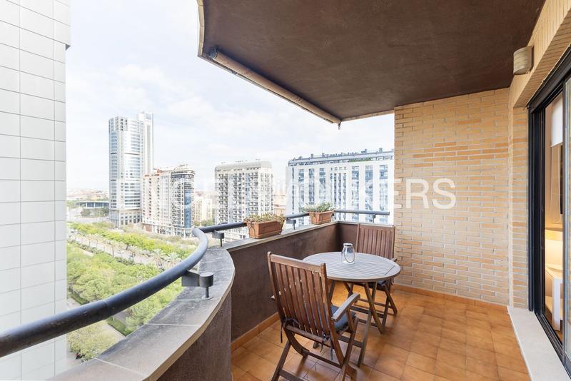 Foto 3afdc11d-f5fe-466d-bd32-5a401b6212e4. Location appartement avec chauffage parking piscine dans Valencia