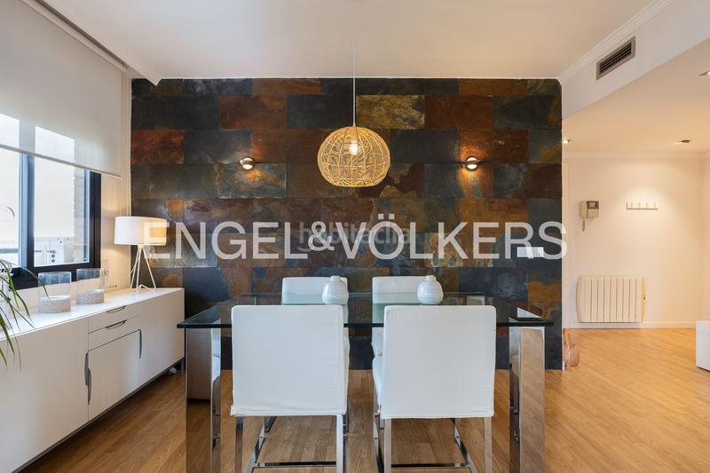 Foto 048a483e-c135-4a58-b892-53d894d696a4. Miete appartement mit heizung parking pool in Sant Pau Valencia