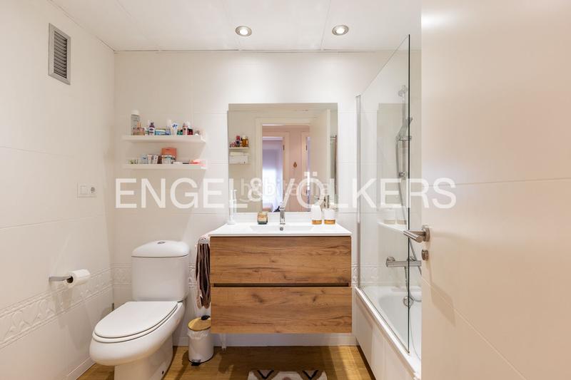 Foto d528cbee-4061-4a3c-96d5-515ea7286a2c. Miete appartement mit heizung parking pool in Sant Pau Valencia