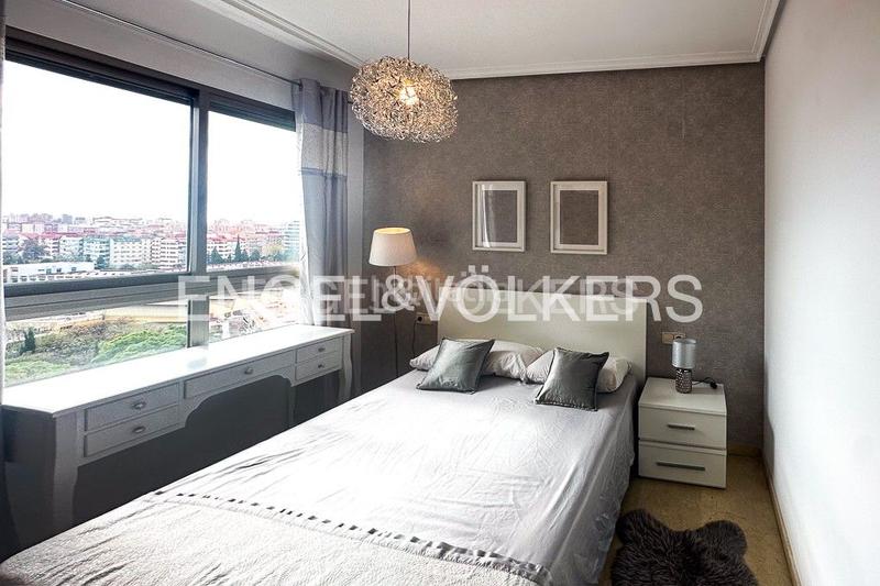 Foto 25f6bd18-351e-41c0-9807-d72e7504a07f. Location appartement avec chauffage parking piscine dans Valencia