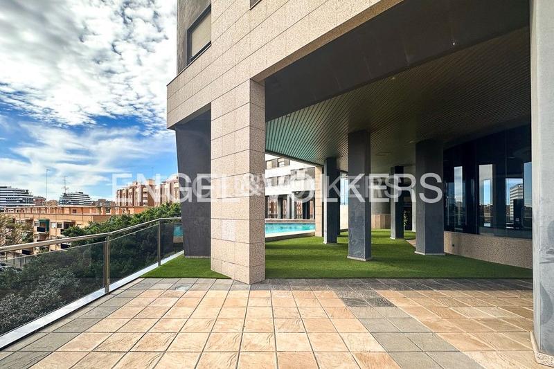 Foto 7617bbfb-aee5-4a4e-ace0-8eb3de589667. Location appartement avec chauffage parking piscine dans Valencia