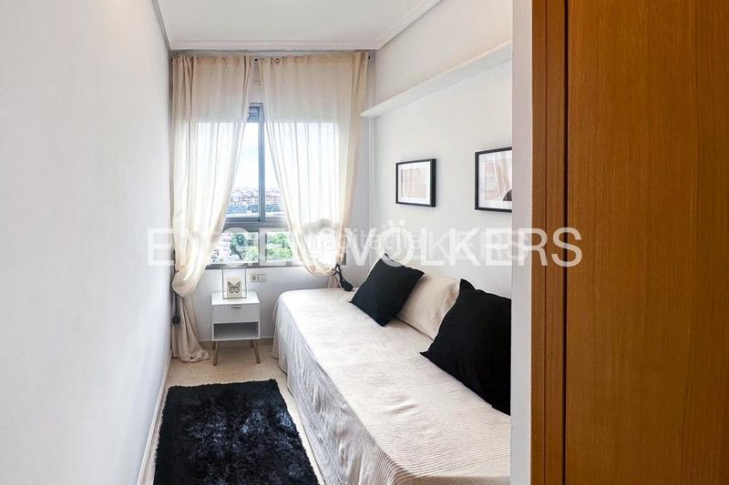 Foto c9392bcb-fedb-4a94-8ec3-24d6ad9bbaa1. Location appartement avec chauffage parking piscine dans Valencia