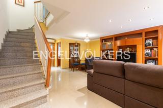 Maison à Pobla de Farnals. Casa  con terraza y vistas en la pobla de farnals, a pocos minut