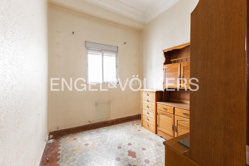 Foto 67ed87a6-9e95-4505-bdb4-174f39cad81f. Apartament amb calefacció a La Petxina Valencia