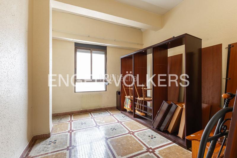 Foto 7d07939f-2faa-46ce-b073-76d35f9d1963. Apartament amb calefacció a La Petxina Valencia
