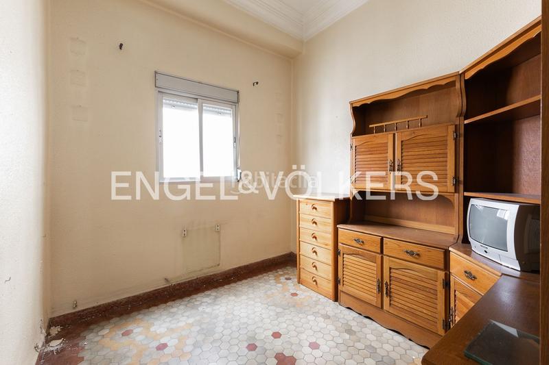 Foto f37a8236-e8c1-484c-ad34-2a55df73b6d5. Apartament amb calefacció a La Petxina Valencia