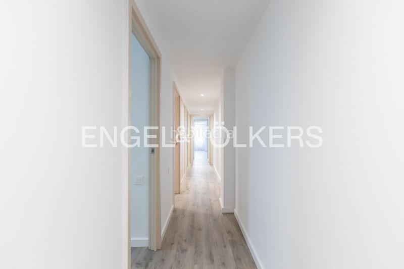 Foto 351471ce-38b7-4290-b0d6-99ed9a8ba481. Alquiler apartamento reforma a estrenar en pla del remei en Valencia