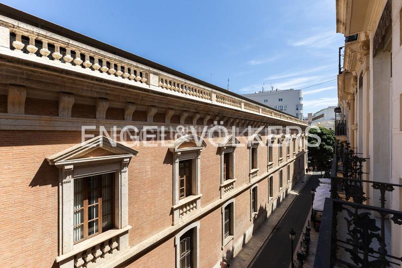 Foto 3e0ef1a2-ace6-4174-9481-699637a56e00. Alquiler apartamento  completamente amueblado en el corazón en Valencia