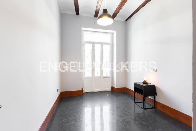 Foto 5b807bb6-9ea2-4422-9d44-8bc9af60919b. Alquiler apartamento  completamente amueblado en el corazón en Valencia