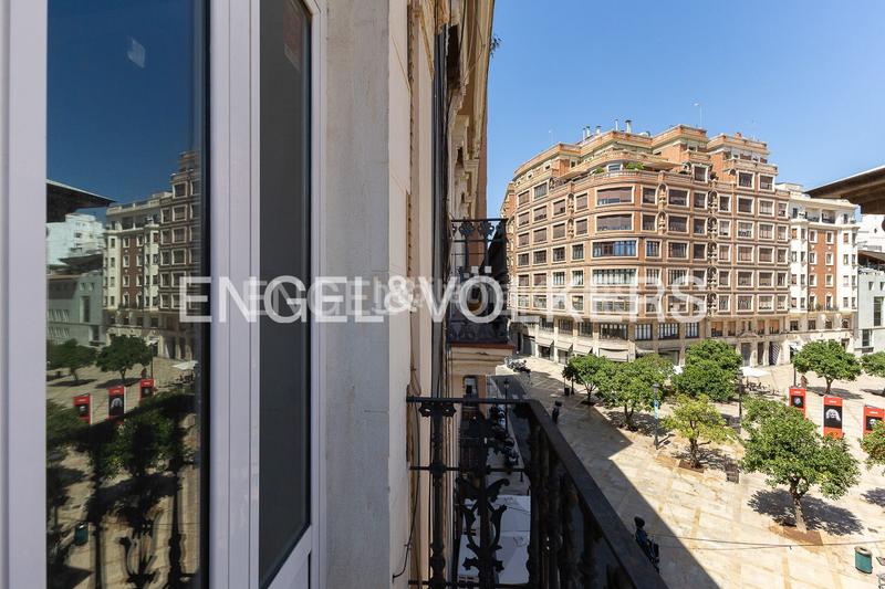 Foto 91aad196-b76d-4b4c-91a6-9351c78f5ae1. Alquiler apartamento  completamente amueblado en el corazón en Valencia