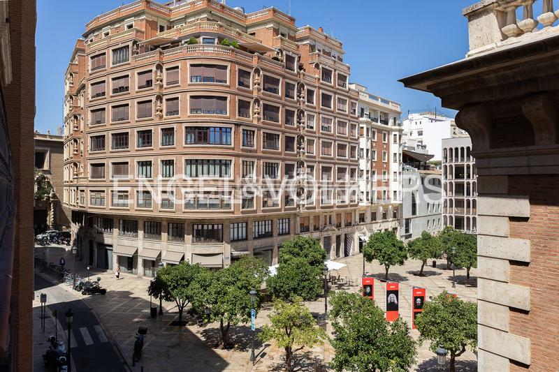 Foto b5a33462-6e85-4a13-b0a2-7015eafdd919. Alquiler apartamento  completamente amueblado en el corazón en Valencia