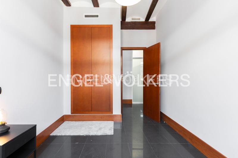 Foto cc81bcc3-2f63-474e-a57c-4a721d33e051. Alquiler apartamento  completamente amueblado en el corazón en Valencia