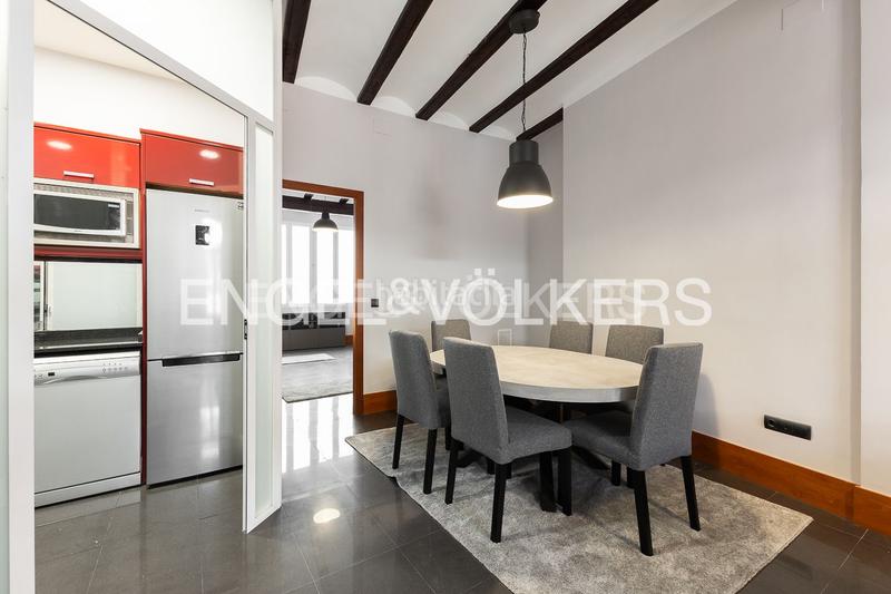 Foto ff20c9df-de4e-40c2-a820-32f7b1bedbb8. Alquiler apartamento  completamente amueblado en el corazón en Valencia